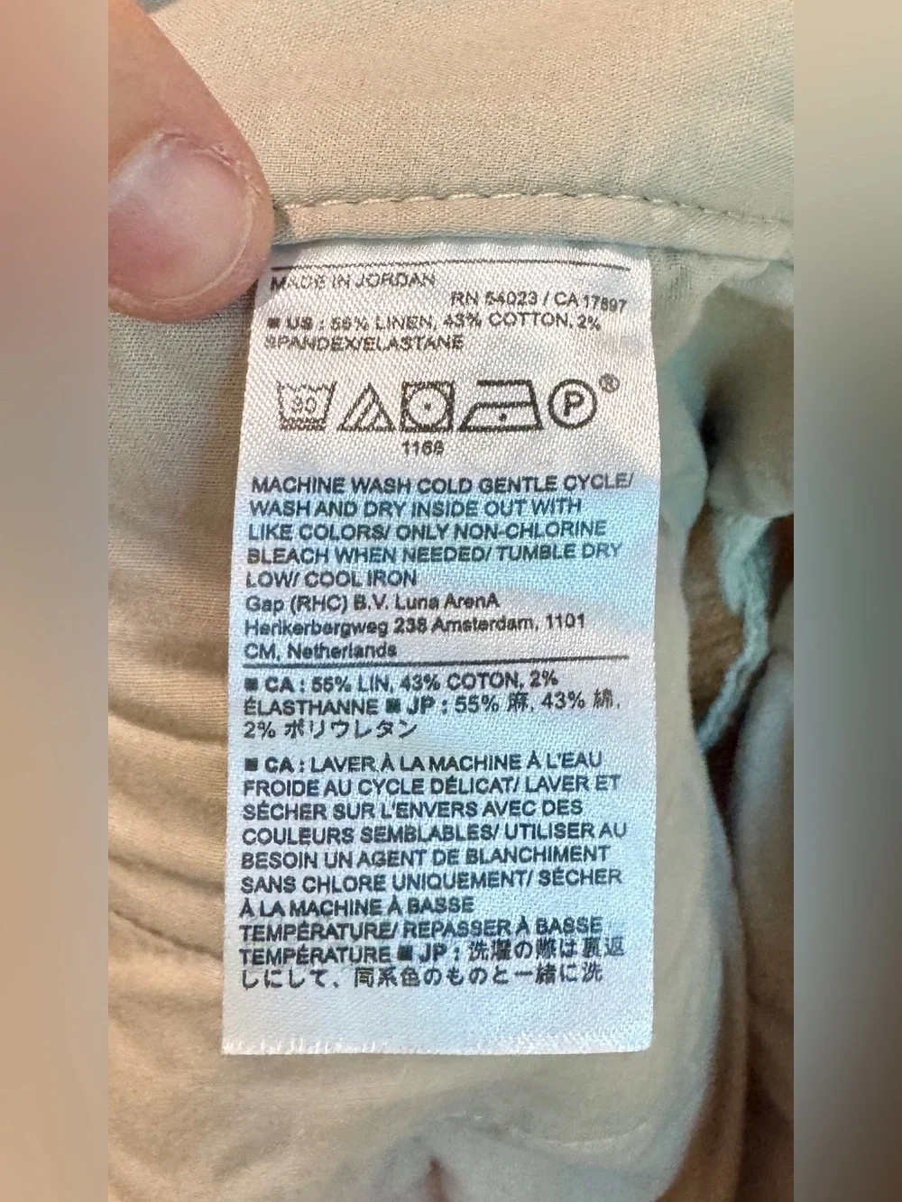 Banana Republic 55% linen